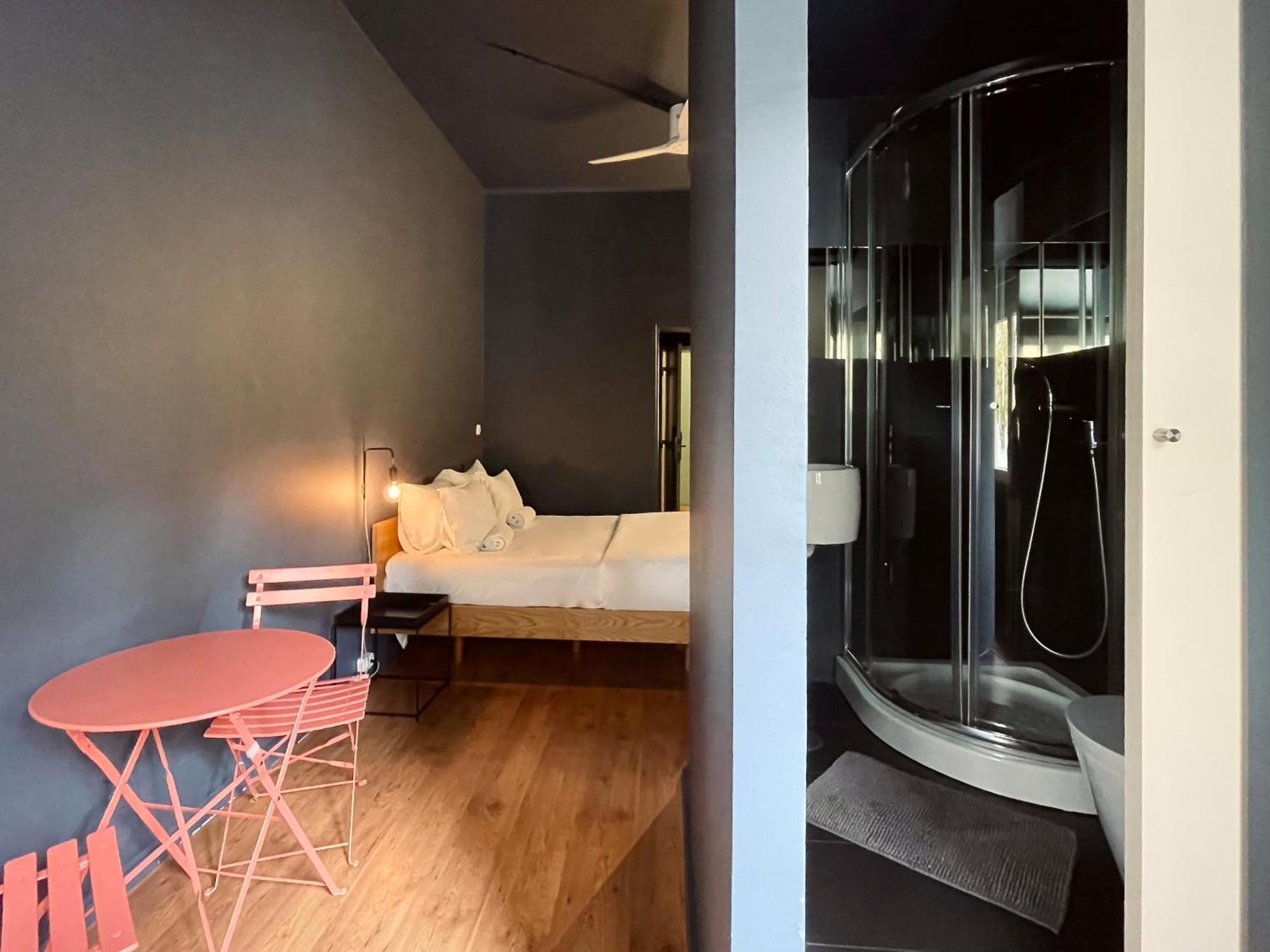 Avenue Hostel & Suites Lisbon Room photo